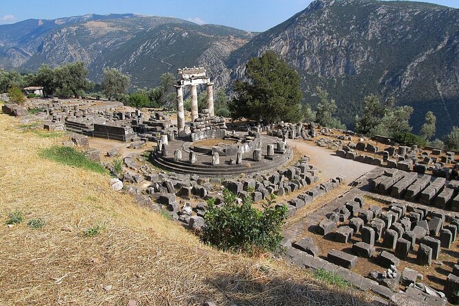 2-Day Delphi & Olympia Tour with Olive Oil & Honey Tasting - Hosios Loukas and the weather question