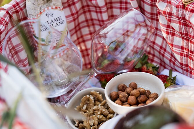 2-Hour Picnic among the Olive Trees with Typical Abruzzese Products - Who will enjoy this experience most