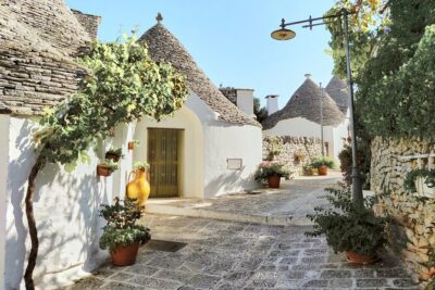 Alberobello : Group or Private Walking Tour & Olive Oil Tasting