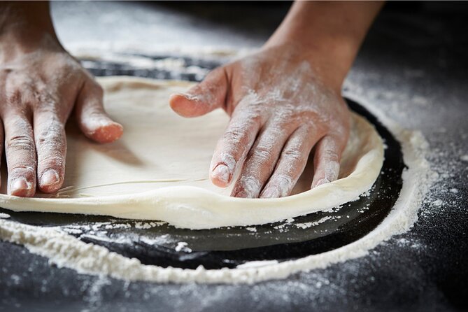 All Inclusive Pompeii, Pizza Class & Olive Oil Experience - Olive oil tasting beyond the usual souvenir shop