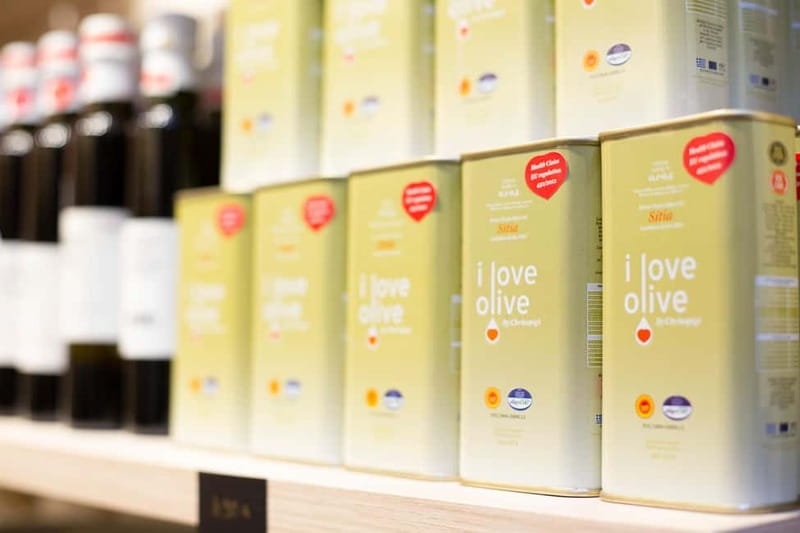 Athens: Cretan Olive Oil Tasting Experience - What happens inside Chrisopigi Deli