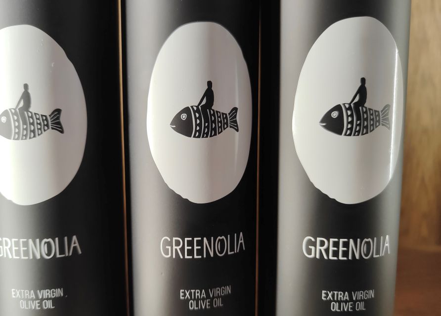 Athens: Greek Wine & Olive Oil Tasting at Brettos Plaka - Six wines and a useful introduction to Greek grapes