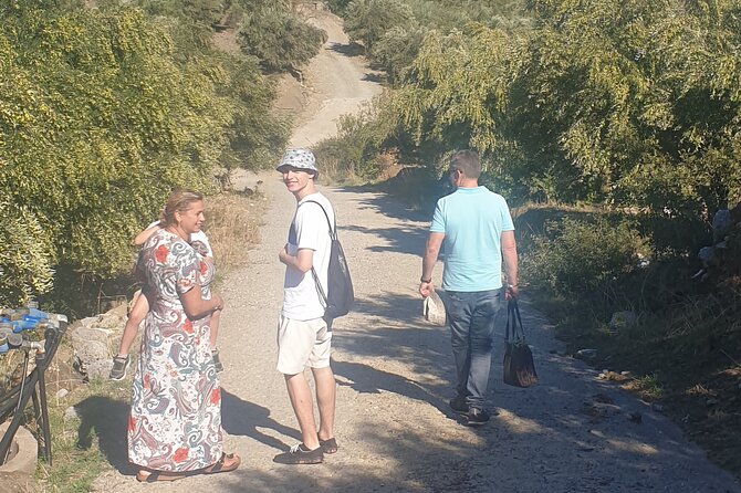 Authentic Olive Oil and Cultural Experience in Crete - Cooking and lunch at Paradeisos