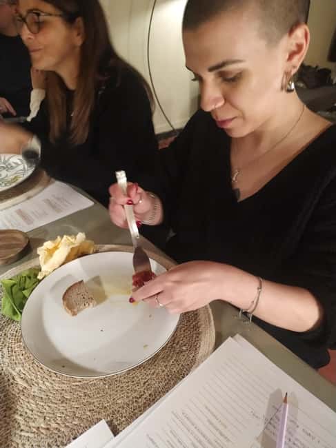 Bari: narrated extra virgin olive oil tasting with aperitif - Why This Bari Tasting Is More Than Bread and Oil