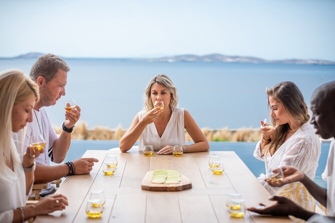 Best Mykonos Olive Oil Tasting - Learn from a world-famous Expert - Tasting five award-winning Greek olive oils