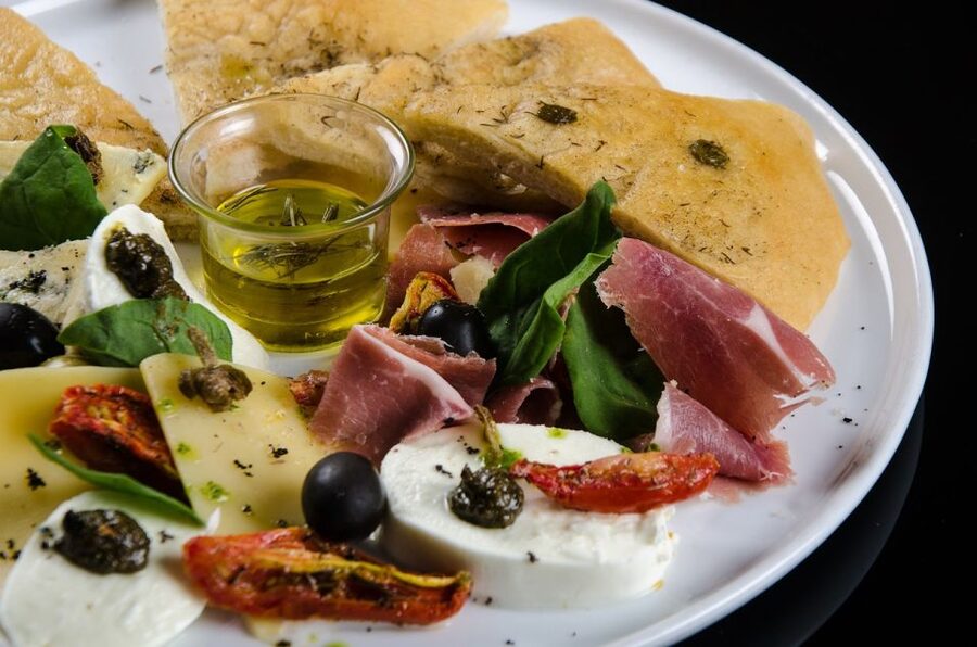 Cagliari: private tasting of fine extra virgin olive oil - Small details that can improve the visit