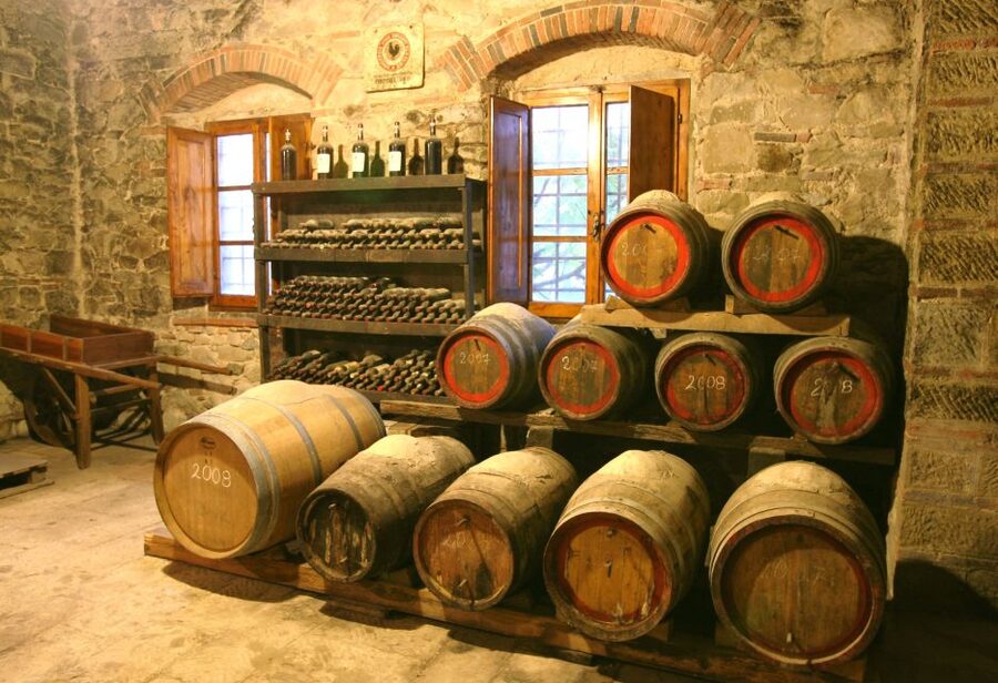 Chianti: Wine and Olive Oil Tasting with Cellar Tour - Learning about Vinsanto in small casks