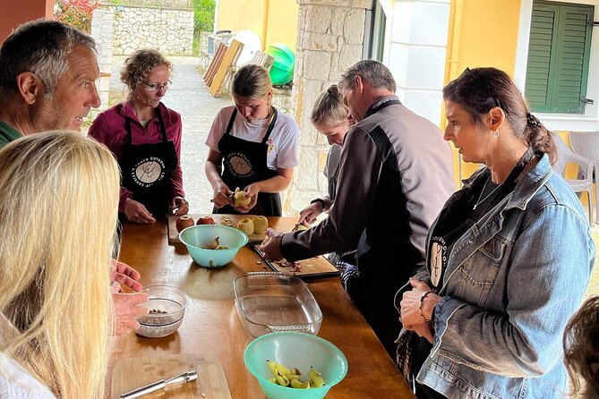 Cooking Classes and olive oil tasting.The real taste of Greece! - What could disappoint you?