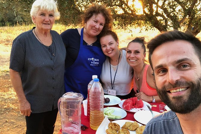 Cretan Farm Tour with Cheese-Making, Olive Oil Tasting & Picnic - Why this farm visit feels different from a standard food tour