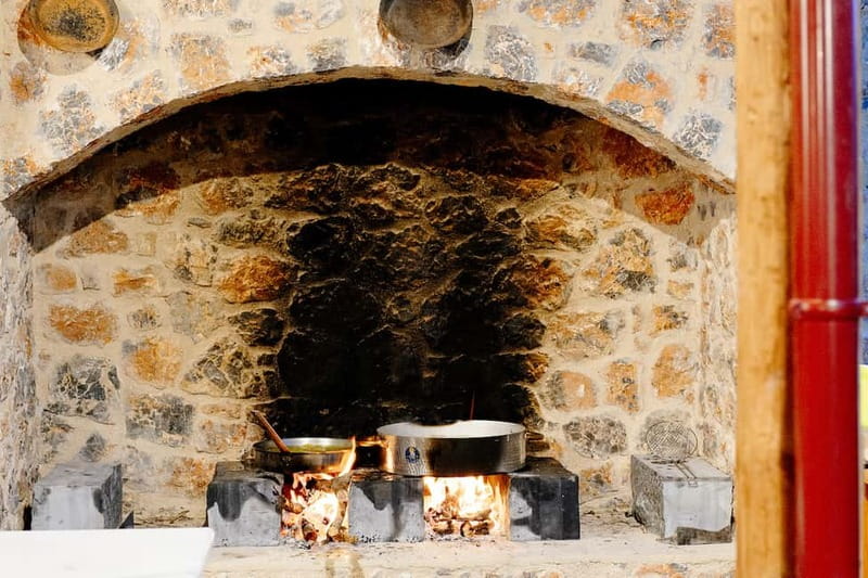 Crete: Olive Oil Festival, Farm Dinner, Live Show & Pickup - Cretan wine with an extra charge