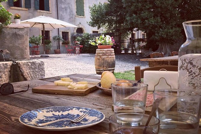 Discover DOP Olive Oil - Beatrice and the personal scale
