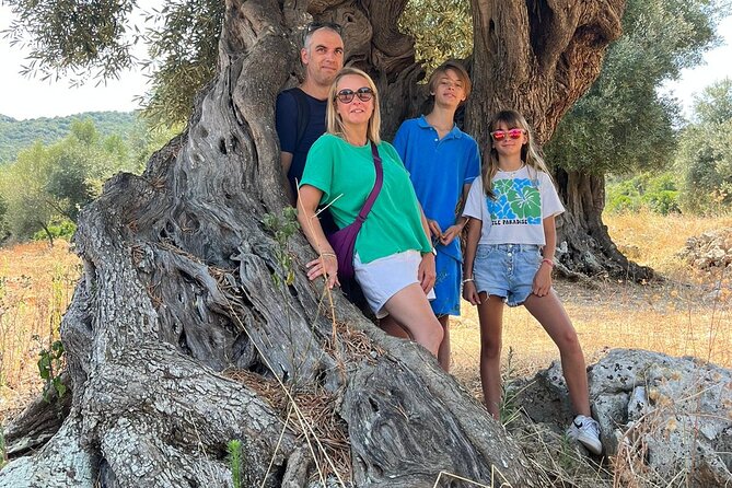 e-bike tour in the plain of the secular olive trees of Ostuni - Entering Ostuni’s White City