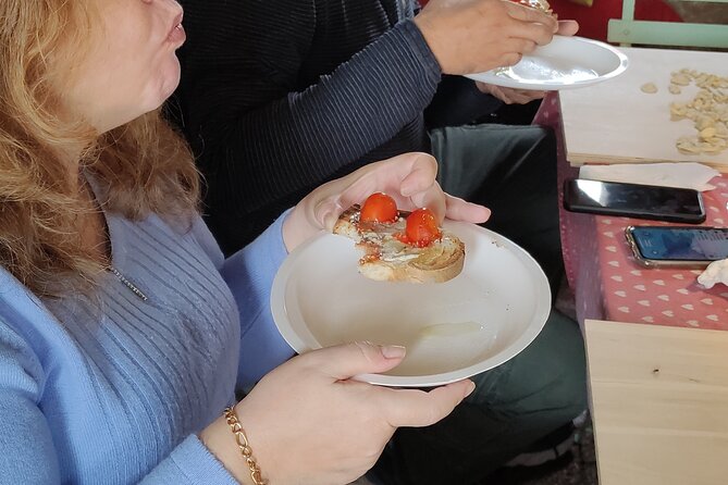 extravirgin olive oil tasting,the story of a farm - Wine, cheeses, and a proper Puglian table