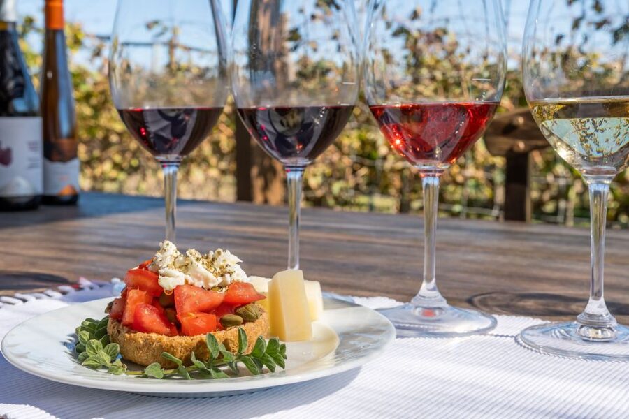 Heraklion: Olive oil and Wine Tour with Lunch - What Areti adds to the experience