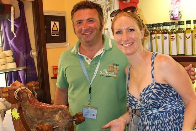 Istrian hill top cities tour with truffle and olive oil tasting - Groznjan, the artist village on the hill