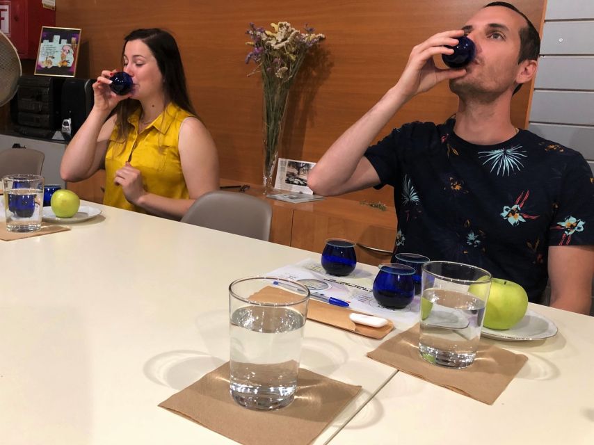Kalamata, Greece: Organic Olive Grove Tour-Olive oil tasting - Why the private format matters