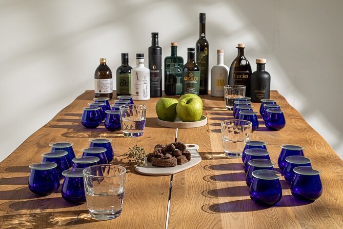 Keramikos Olive Oil Experience & Walking Tour - From Thissio Square to the creative side of Keramikos