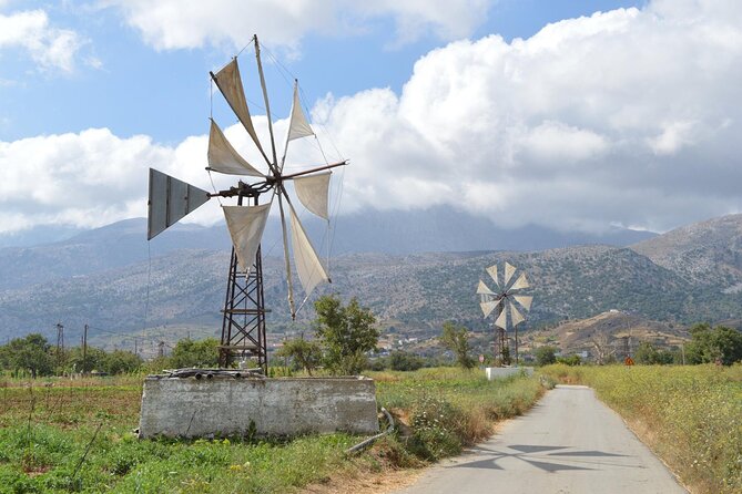 Knossos & Lasithi Plateau: Zeus Cave,Villages, Olive Oil Tour - At a glance: what makes this Crete day trip useful
