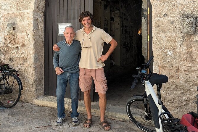 Lecce : Half day E-Bike tour to Old Olive Mill & Olive Oil Taste - Sternatia and the Greek voice of Salento