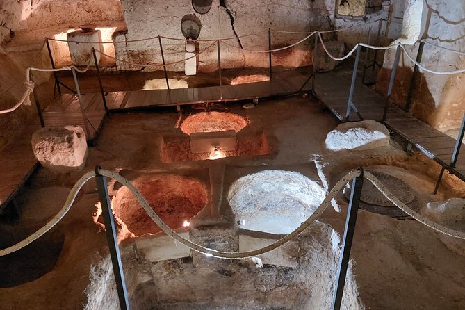 Lecce to Galatina E-Bike: Olive Mill & Wine Tasting + Taxi back - Thirty minutes to wander Galatina