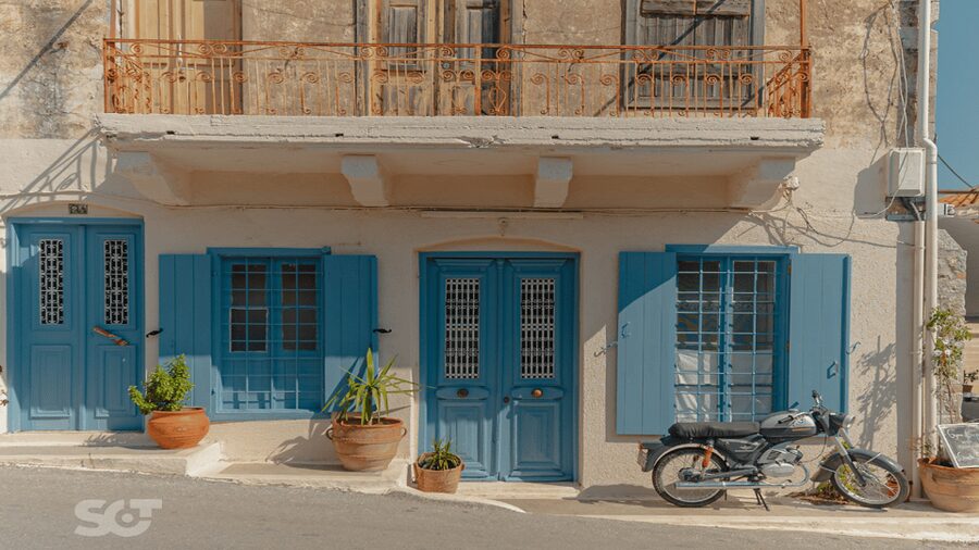Makrigialos-Ierapetra: Hidden Villages & Olive Oil Farm Tour - Authenticity, shopping, and the limits of a group tour