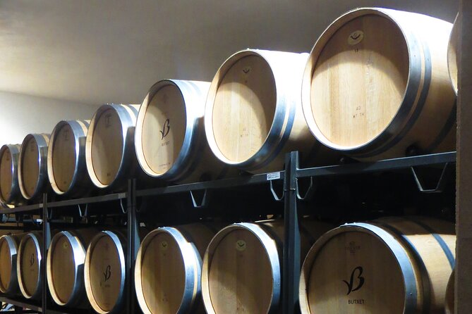 Mallorca Bodega & Olive Minibus Tour incl. Pick-up South Coast - Why the eight-person limit matters