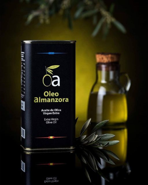OleoAlmanzora: Guided tour + Masterclass of EVOO tasting Eng - Using olive oil with food, not just bread