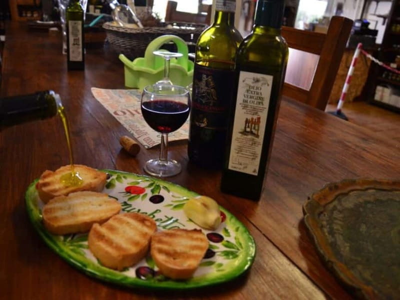 Olive Mill Tour with Oil and Food Tasting in Chianciano - Forty minutes at the tasting table