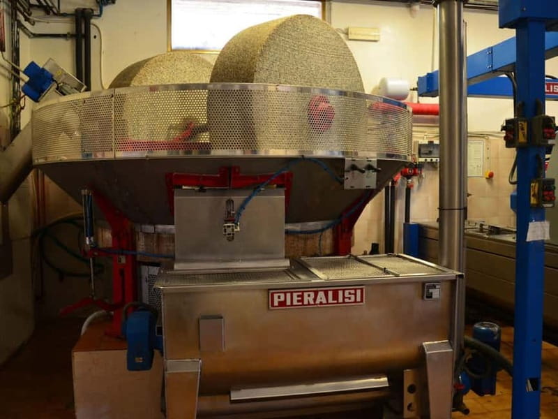 Olive Mill Tour with Oil and Food Tasting in Chianciano - Should you book the olive mill tour?