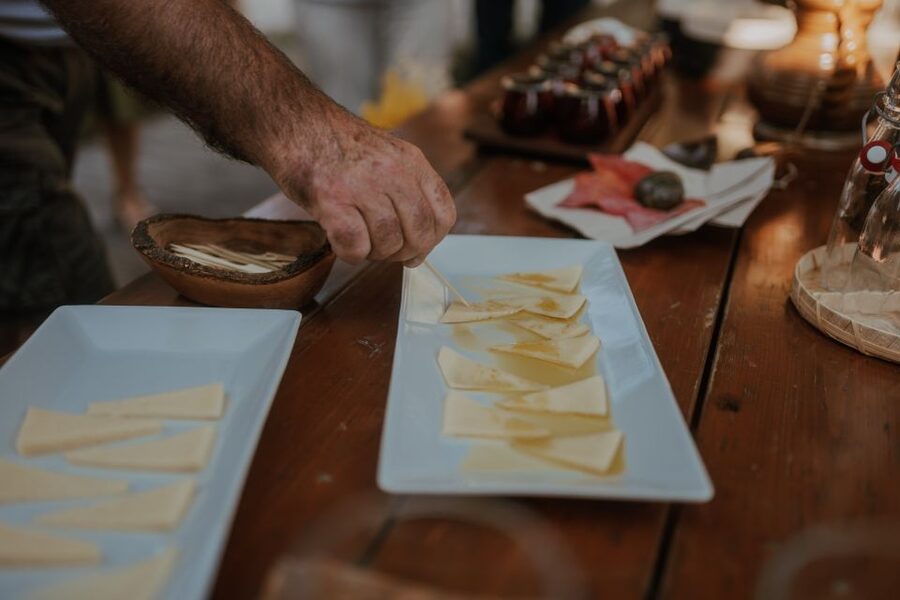 Olive Oil Tasting a Journey of Flavors and Aromas - Timing, group etiquette, and languages