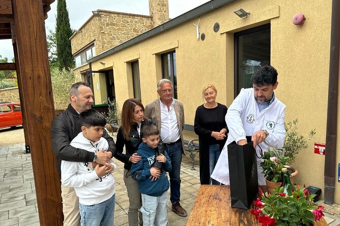 Olive Oil Tours and Tasting at Frantoio di Montalcino - Shopping for a bottle to take home