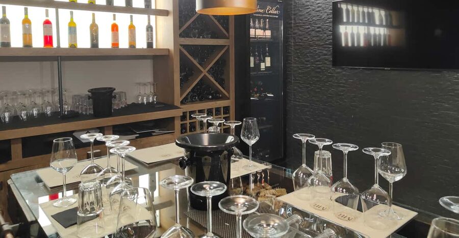 Orange & Natural Wines Of Greece with Cheese & Olive Oils - Key points to know before booking