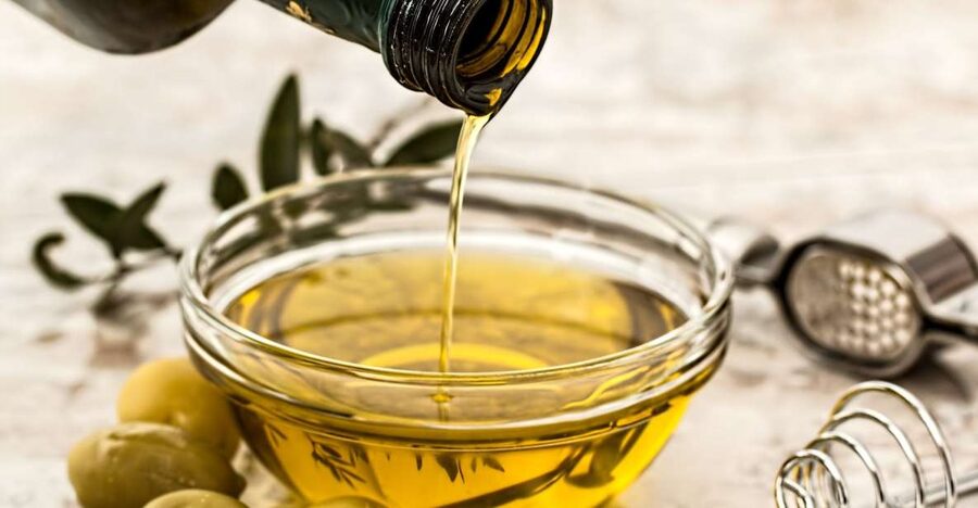 Ostuni: Olive Oil Tasting Tour - Inside the 16th-century hypogeum oil mill