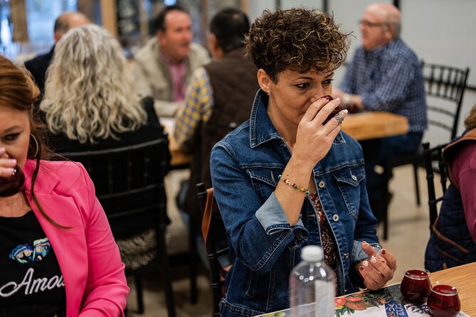 Picualia, olive oil mill tour & EVOO tasting - Learning to taste early harvest EVOO