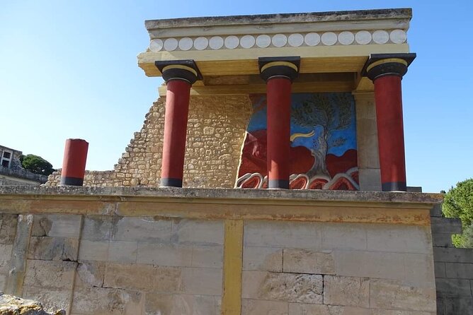 PRIVATE-Knossos Palace-Zeus Cave-Olive Oil Tasting-Old Villages - Lasithi Plateau and its old windmills