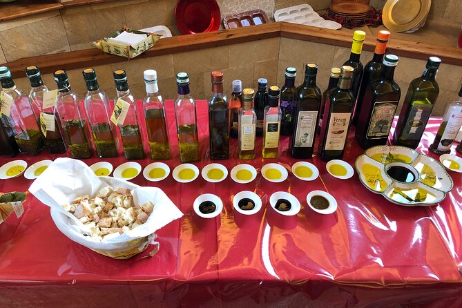 Private Pompeii Tour with lunch and Olive Oil Factory Experience - Two hours inside Pompeii