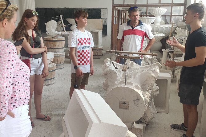 Private tour of Brač island with olive oil tasting - Bol and Zlatni Rat: three hours to set your own pace