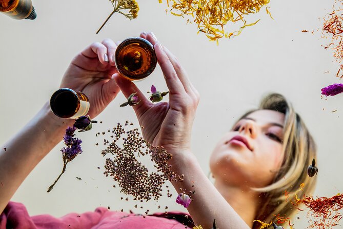 PRIVATE Workshop ESSENTIAL OILS & OLIVE OIL Factory with TASTING - Is $225.18 per person fair?