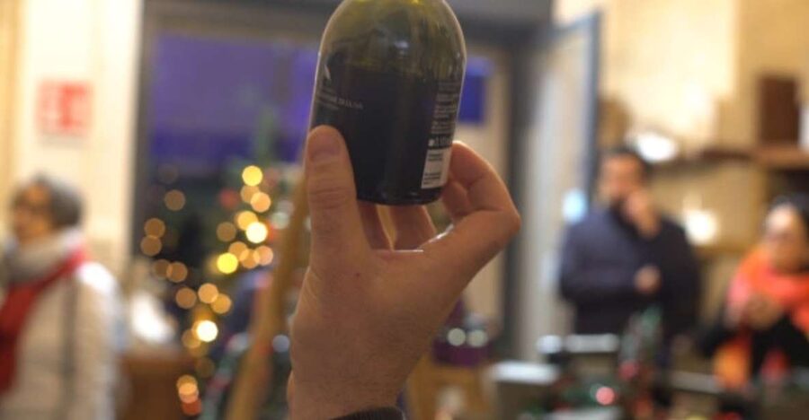 SENSORY TASTING OF EXTRA VIRGIN OLIVE OIL IN LECCE - Comparing two or three oils in Piazza Duomo