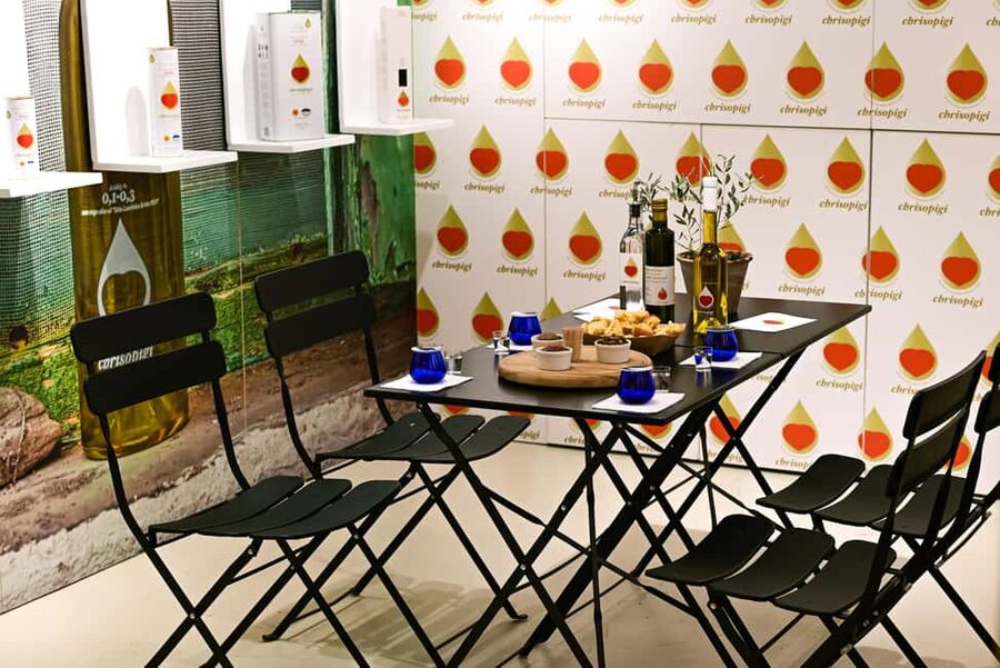 Thessaloniki: Cretan Olive Oil Tasting Experience - The Cretan Products on the Table