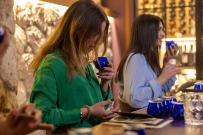 Thissio Olive Oil Experience & Walking Tour