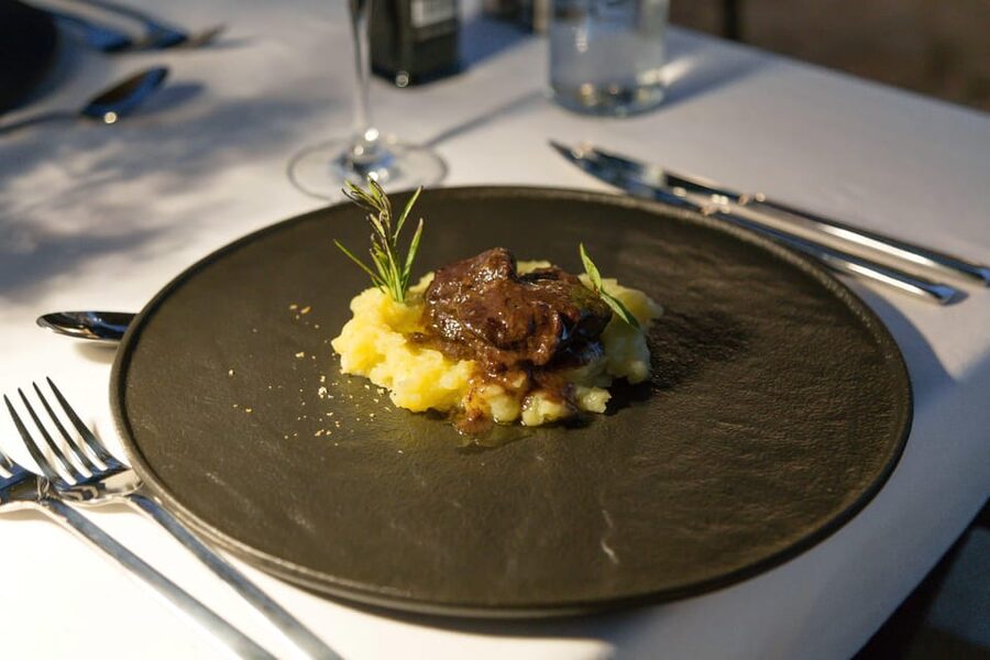 Treurer: Olive Oil Night. Gastronomic experience - The Terrace Setting and Evening Atmosphere