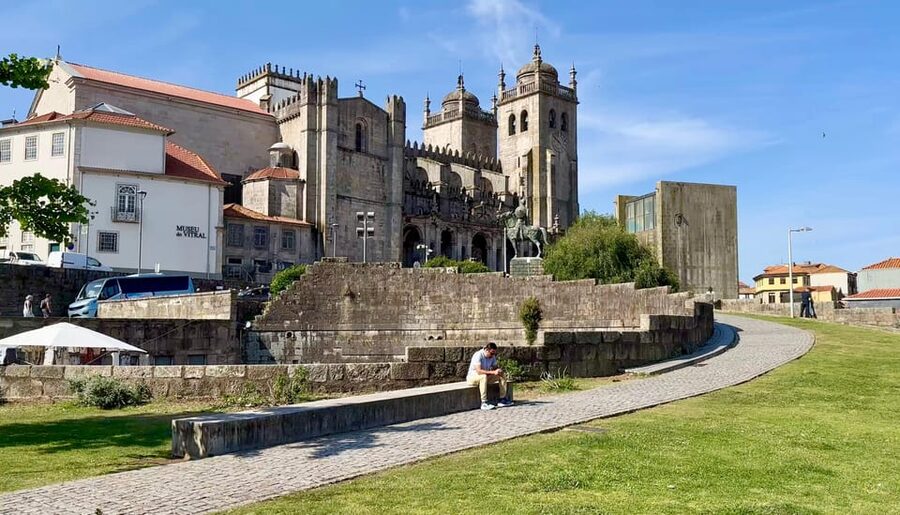 Unveiled Secrets of Porto + Olive Oil Tasting - MMIPO, Porto’s art stop with a social purpose