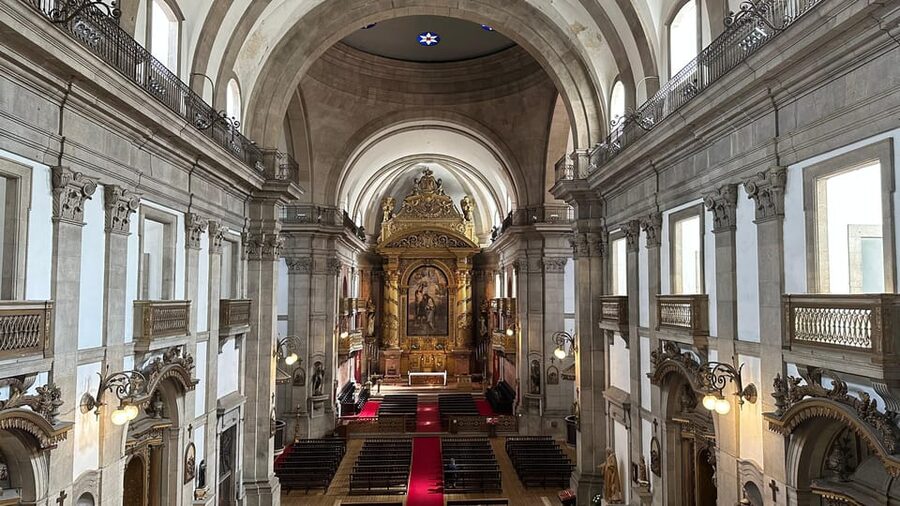 Unveiled Secrets of Porto + Olive Oil Tasting - Palacio da Bolsa, the optional grand finale