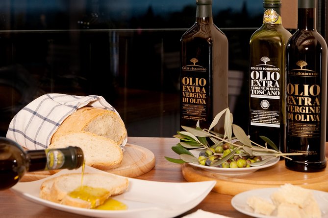 Wine and olive oil tasting & farm tour - Who will enjoy this farm visit most