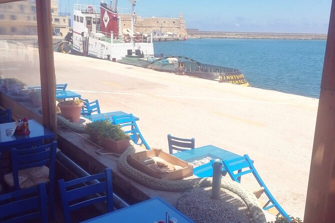 Wine olive and Food of Crete, Heraklion - A seafood lunch by the marina